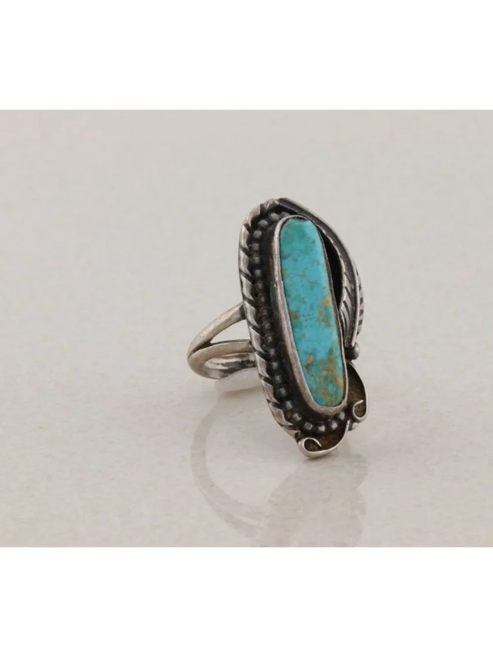 Sterling Silver Natural Oval Turquoise Ring Leaf Design Size 6 1/2 - Picture 6 of 6